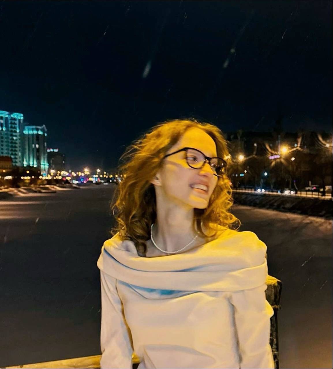 Яна Санжатова